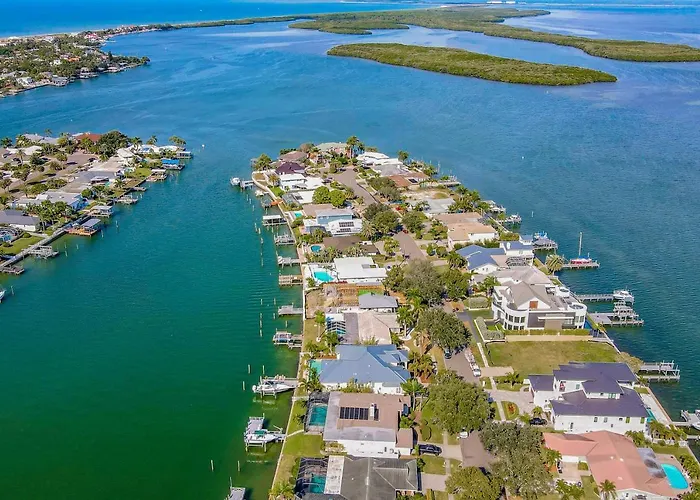 Holiday home Island Estate Waterfront *